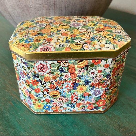 Other - Vintage Floral Tin | Made in England | 5-1/2” W, 3-3/4” T, 4” D